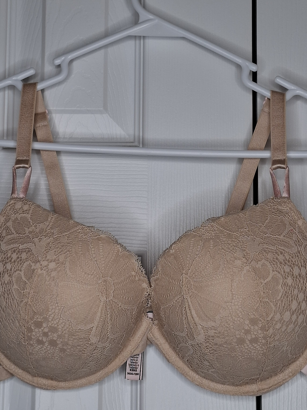 Victoria's Secret Nude Lace Push-Up Bra